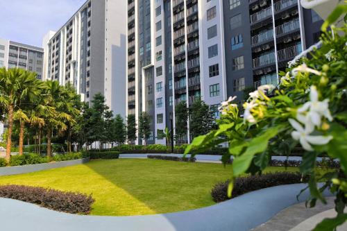 Garden, iWoodStay Mayabay Gamuda Cove Homestay in Bandar Gamuda Cove Garden, iWoodStay Mayabay Gamuda Cove Homestay in Bandar Gamuda Cove