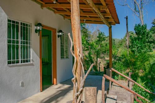 Balcony/terrace, Casa Aragon Ortiz in Piedra de Moros Balcony/terrace, Casa Aragon Ortiz in Piedra de Moros