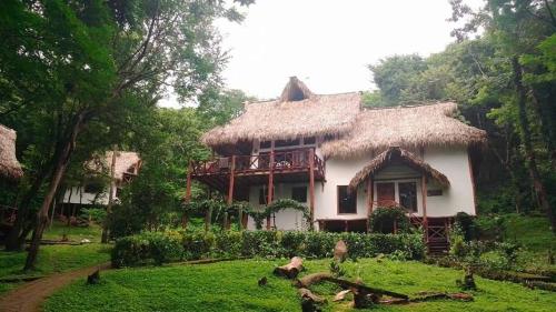 Tuani ecoLodge in Iguana Tuani ecoLodge in Iguana