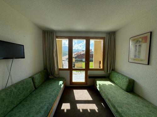 Studio cosy avec balcon, accès direct aux pistes, Belle Plagne - FR-1-181-2222 (Studio cosy avec balcon, acces direct aux pistes, Belle Plagne - FR-1-181-2222) in 拉普拉涅 Studio cosy avec balcon, accès direct aux pistes, Belle Plagne - FR-1-181-2222 (Studio cosy avec balcon, acces direct aux pistes, Belle Plagne - FR-1-181-2222) in 拉普拉涅