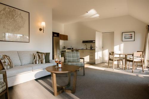 Edgewater Hotel in Wanaka Edgewater Hotel in Wanaka