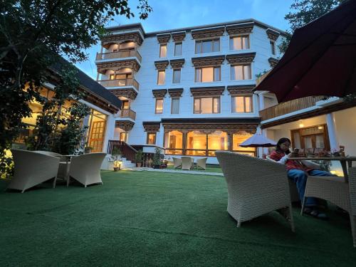 The Pangong Hotel in Leh The Pangong Hotel in Leh