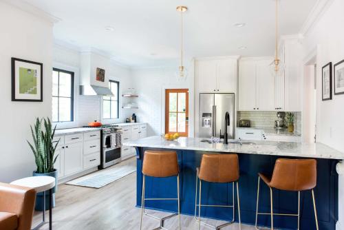 Sweet Escape in Edgewood Sweet Escape in Edgewood