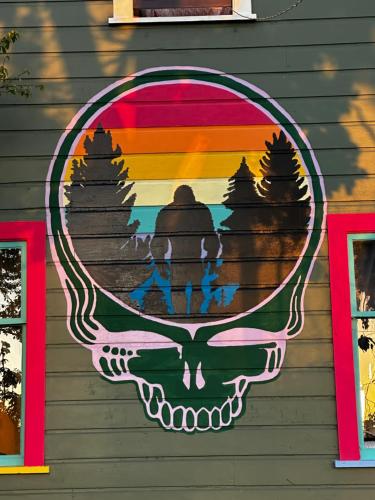 Grateful Dreams Lodging in Arcata (CA) Grateful Dreams Lodging in Arcata (CA)