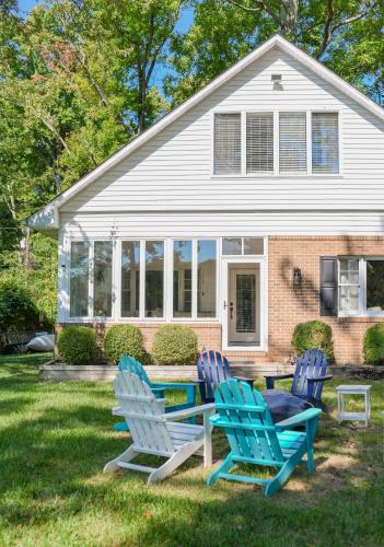 레크레이션 시설 , Annapolis Charm Waterfront Getaway Near USNA - FISH & CRAB from your PRIVATE PIER! in 화이트홀 매너 레크레이션 시설 , Annapolis Charm Waterfront Getaway Near USNA - FISH & CRAB from your PRIVATE PIER! in 화이트홀 매너
