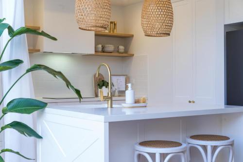 The "SALTY PALM'S" By the Sea - TWO 3 BEDROOM HOME - Sleeps up to 8 in Kiama The "SALTY PALM'S" By the Sea - TWO 3 BEDROOM HOME - Sleeps up to 8 in Kiama