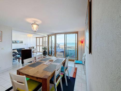 Appartement lumineux avec ascenseur, balcon et wifi gratuit a Granville - FR-1-361-123 in Granville városközpont Appartement lumineux avec ascenseur, balcon et wifi gratuit a Granville - FR-1-361-123 in Granville városközpont