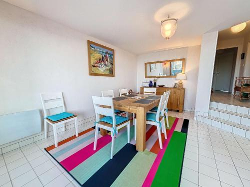 Appartement lumineux avec ascenseur, balcon et wifi gratuit a Granville - FR-1-361-123 in Granville városközpont Appartement lumineux avec ascenseur, balcon et wifi gratuit a Granville - FR-1-361-123 in Granville városközpont
