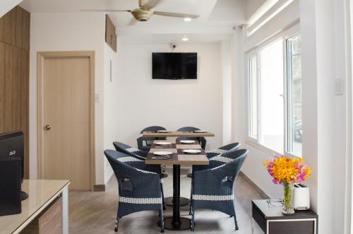 Restaurant, LeBlanc Hotel Saigon in Ho Chi Minh-byen Restaurant, LeBlanc Hotel Saigon in Ho Chi Minh-byen