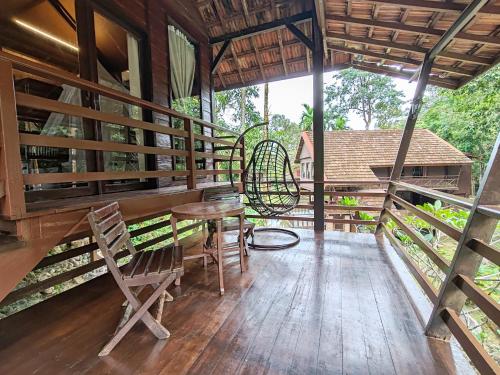 ระเบียง/ชานเรือน, เซนโตซา วิลล่า (Sentosa Villa) near สุสานสงครามไท่ผิง ระเบียง/ชานเรือน, เซนโตซา วิลล่า (Sentosa Villa) near สุสานสงครามไท่ผิง