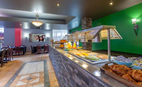 Ételek és italok, Le Nouvel Hotel near Marie Reine Monde Katedrális Ételek és italok, Le Nouvel Hotel near Marie Reine Monde Katedrális