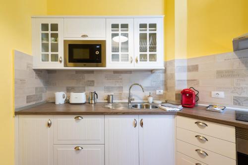 Konyha, Balcony Spacious 2BR Arucas Historic Center in Arucas Konyha, Balcony Spacious 2BR Arucas Historic Center in Arucas