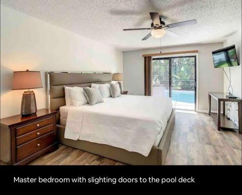 Beautiful Home with Swimming Pool in Poinciana Beautiful Home with Swimming Pool in Poinciana
