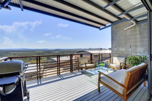 Sunset Ridge (OMR12A) in Praia One Mile Sunset Ridge (OMR12A) in Praia One Mile