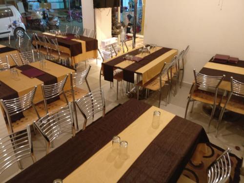 Hotel Utkarsh in باتشمارهي Hotel Utkarsh in باتشمارهي