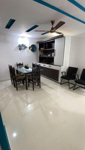AL-MANAL 203 Luxury Suite Rooms 3BHK in Devinagar AL-MANAL 203 Luxury Suite Rooms 3BHK in Devinagar