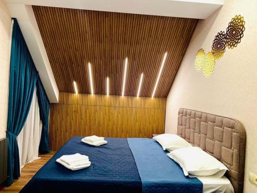 Comfy Mansard Apartment in Avlabari, Old Tbilisi