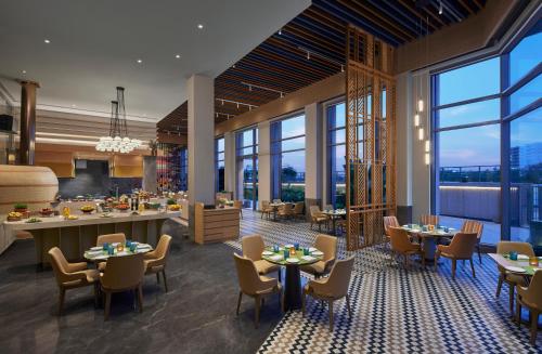 Étterem, Hyatt Place Aurangabad Airport near Aurangabad repülőtér Étterem, Hyatt Place Aurangabad Airport near Aurangabad repülőtér