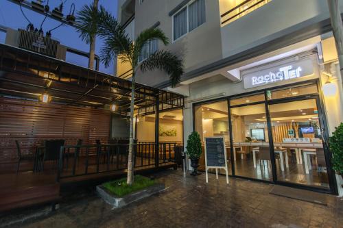 Restaurant, Racha Residence near Phyathai Sriracha Hospital Restaurant, Racha Residence near Phyathai Sriracha Hospital
