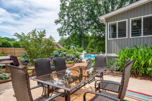Lake Norman Access, Pool, Hot tub, Epic Game room in 科尼利厄斯(NC) Lake Norman Access, Pool, Hot tub, Epic Game room in 科尼利厄斯(NC)