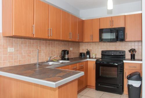 Ocean Terrace 202 a 4 min walk to Sandy Beach in Aguada Ocean Terrace 202 a 4 min walk to Sandy Beach in Aguada