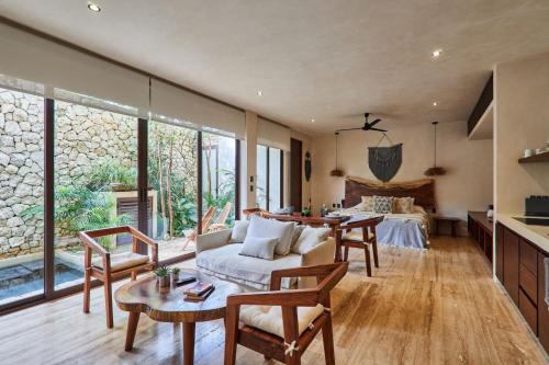 Allegro Private Pools Comfort and Privacy