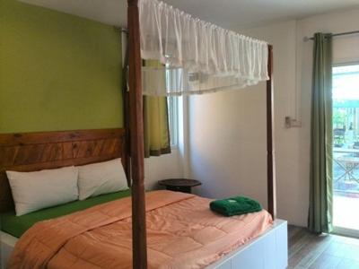 This photo about Sichang Hut shared on HyHotel.com