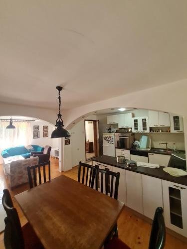 DM Guest House in Sopishte DM Guest House in Sopishte