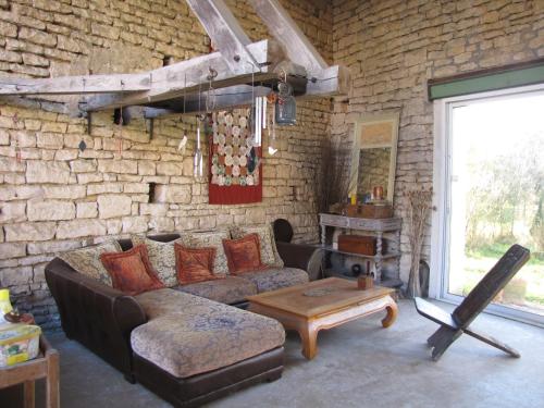 Les Moinillons Piscine toute l'année mini 30 degrés l'hiver (Les Moinillons Piscine toute l'annee mini 30 degres l'hiver) in Ancy Le Franc Les Moinillons Piscine toute l'année mini 30 degrés l'hiver (Les Moinillons Piscine toute l'annee mini 30 degres l'hiver) in Ancy Le Franc