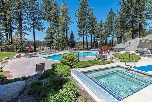 Large 1875 SF 2-bedroom 3 Bath 3-floor townhome in Zephyr Cove (NV) Large 1875 SF 2-bedroom 3 Bath 3-floor townhome in Zephyr Cove (NV)