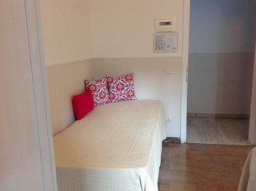 This photo about Hotel Canada shared on HyHotel.com