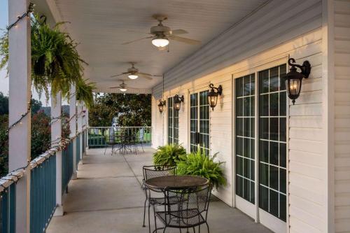 設施, 鴿子谷北華美達飯店 (Ramada by Wyndham Pigeon Forge North) in 皮格佛格 (TN) 設施, 鴿子谷北華美達飯店 (Ramada by Wyndham Pigeon Forge North) in 皮格佛格 (TN)