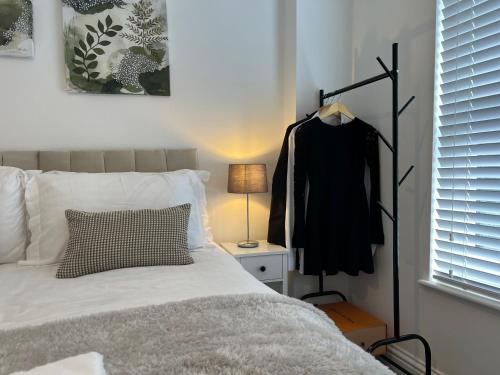 Luxury 2-bed Warwickshire Gem