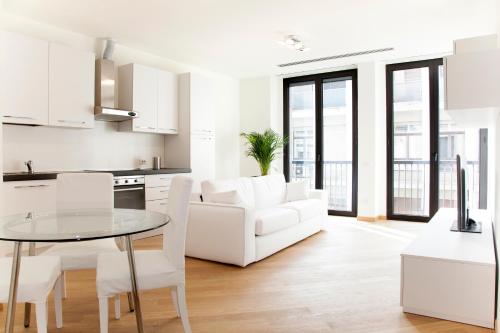 Hotel Twoone Apartments