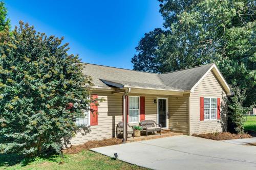 Central High Point Home Less Than 1 Mi to Downtown! in High Point Central High Point Home Less Than 1 Mi to Downtown! in High Point
