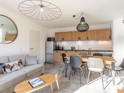 Bel appartement neuf de 55m², a 100m des pistes, 2 chambres, 2 SDB, WiFi, garage inclus - FR-1-351-2 in La Plagne Bel appartement neuf de 55m², a 100m des pistes, 2 chambres, 2 SDB, WiFi, garage inclus - FR-1-351-2 in La Plagne
