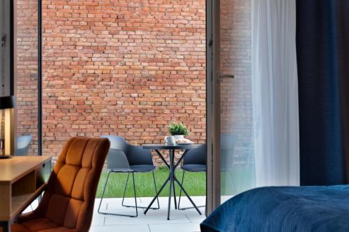 Metropolis Old Town Apartments