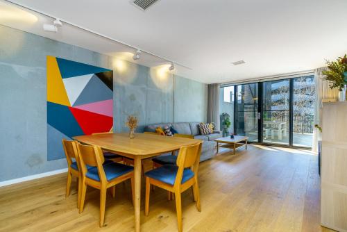 Cosy Apartment with Study in Central Braddon - Hosted by Canstay near マウント・エインズリー・ルックアウト Cosy Apartment with Study in Central Braddon - Hosted by Canstay near マウント・エインズリー・ルックアウト