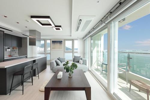 Elmomento Songdo Residence in Busan Elmomento Songdo Residence in Busan