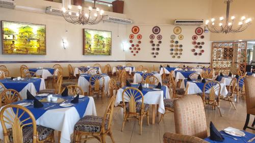 ห้องอาหาร, Piggs Peak Hotel in ยอดเขาพิกก์ส์ ห้องอาหาร, Piggs Peak Hotel in ยอดเขาพิกก์ส์