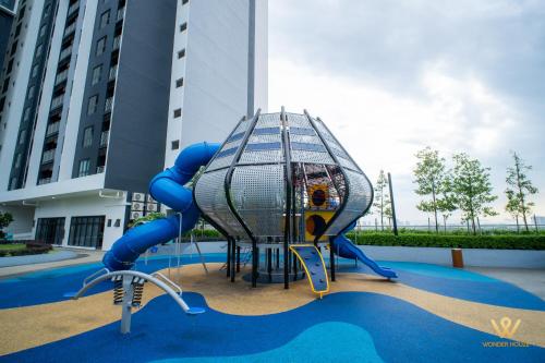 MayaBay Residence SplashMania GamudaCove by Sleepy Bear in Bandar Gamuda Cove MayaBay Residence SplashMania GamudaCove by Sleepy Bear in Bandar Gamuda Cove