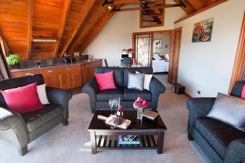 This photo about Kauri House Apartment shared on HyHotel.com