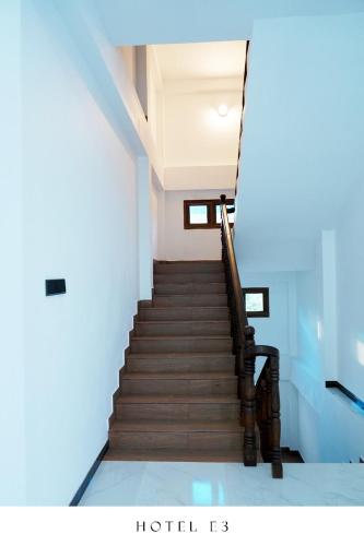 Hotel E3 in Mannar Hotel E3 in Mannar