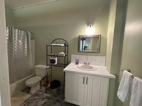 West Hill Drive Apartments in Cascade West Hill Drive Apartments in Cascade