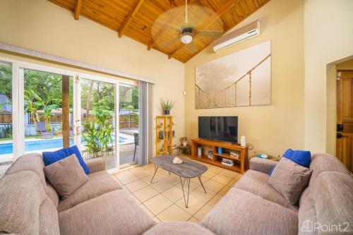 Beautiful 2-BR House Steps from the Beach in Potrero Beautiful 2-BR House Steps from the Beach in Potrero