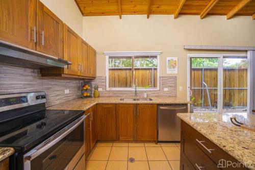 Beautiful 2-BR House Steps from the Beach in Potrero Beautiful 2-BR House Steps from the Beach in Potrero