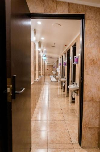 حمام, فندق ذا كامبيريدج (The Cambridge Hotel) in ولنجتون سنترال حمام, فندق ذا كامبيريدج (The Cambridge Hotel) in ولنجتون سنترال