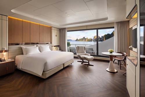 Grand Pioneers Halong Bay Cruise 2 in جزيرة توان تشاو Grand Pioneers Halong Bay Cruise 2 in جزيرة توان تشاو