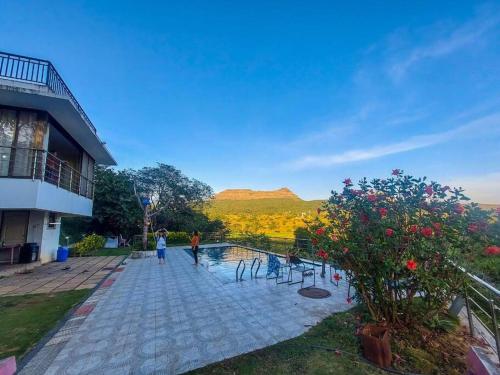 waterfall Touch 4 bhk Private in Kolechafesar waterfall Touch 4 bhk Private in Kolechafesar