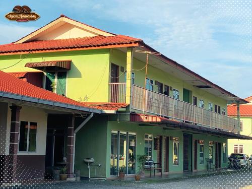 Exterior view, Ayem Homestay in Parit Raja Exterior view, Ayem Homestay in Parit Raja